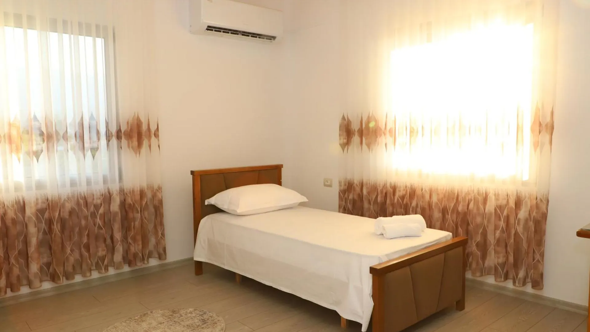 Georgemishel Guest House Berat
