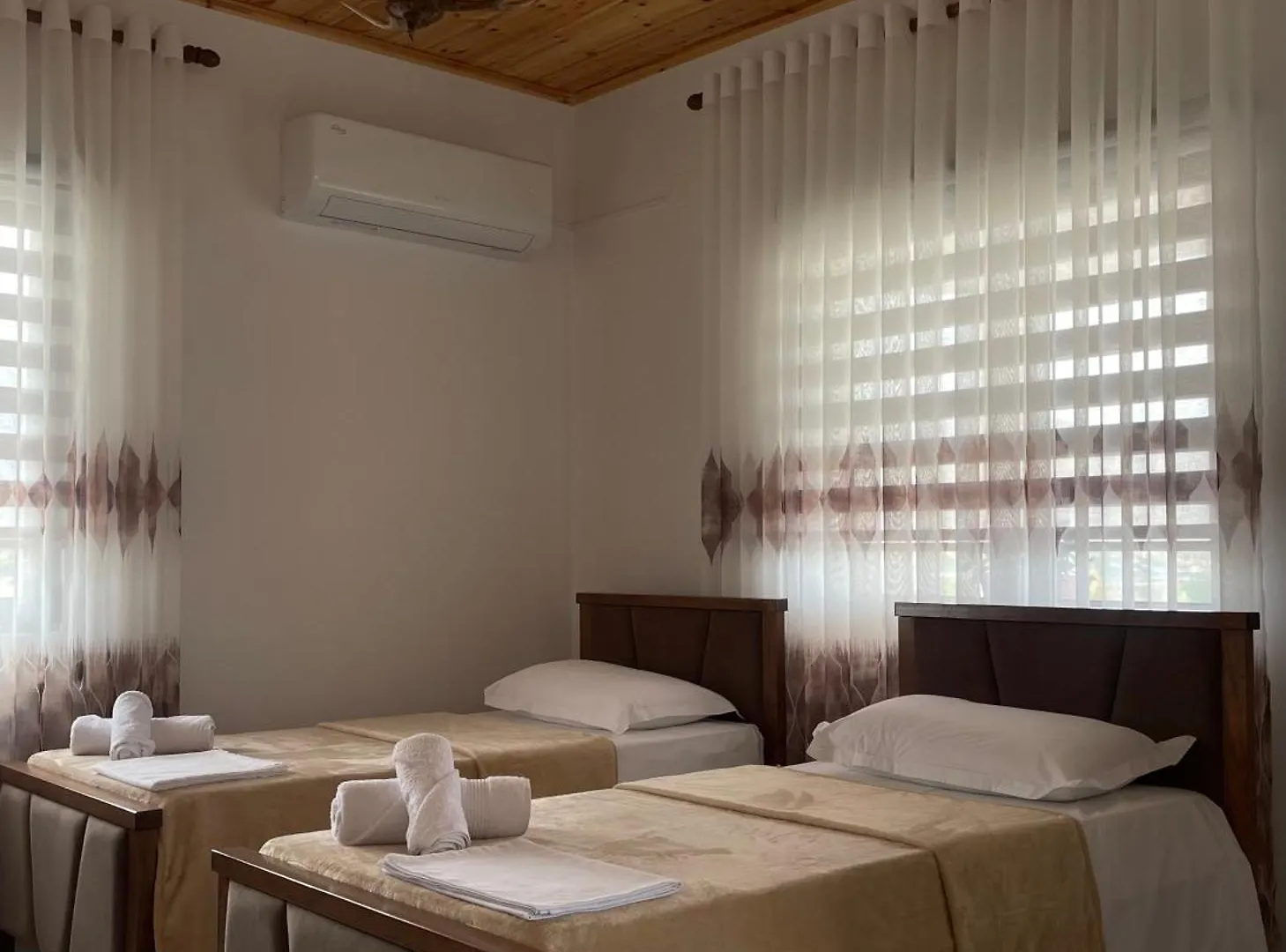 Georgemishel Guest House Berat Albania