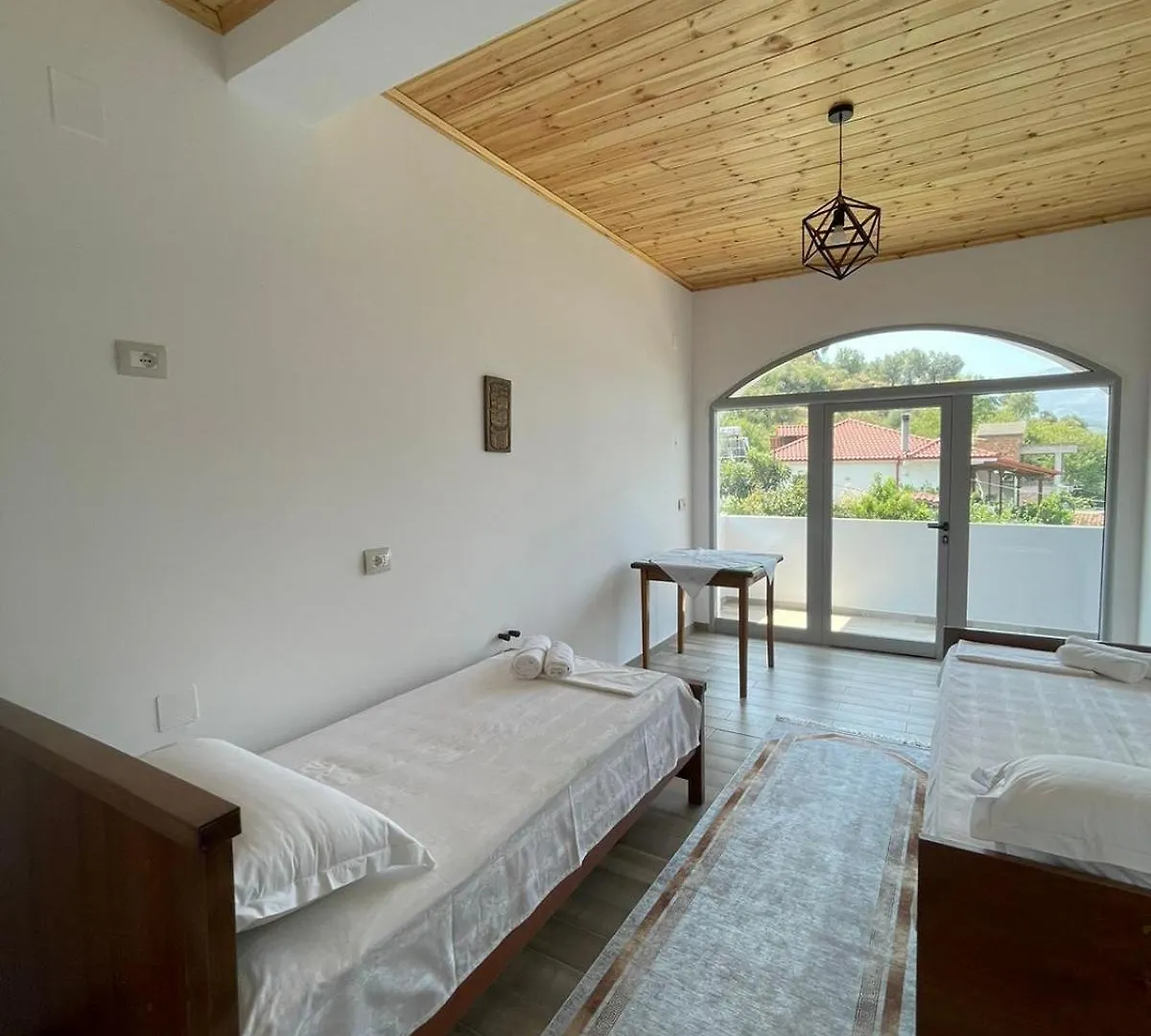 Georgemishel Guest House Berat