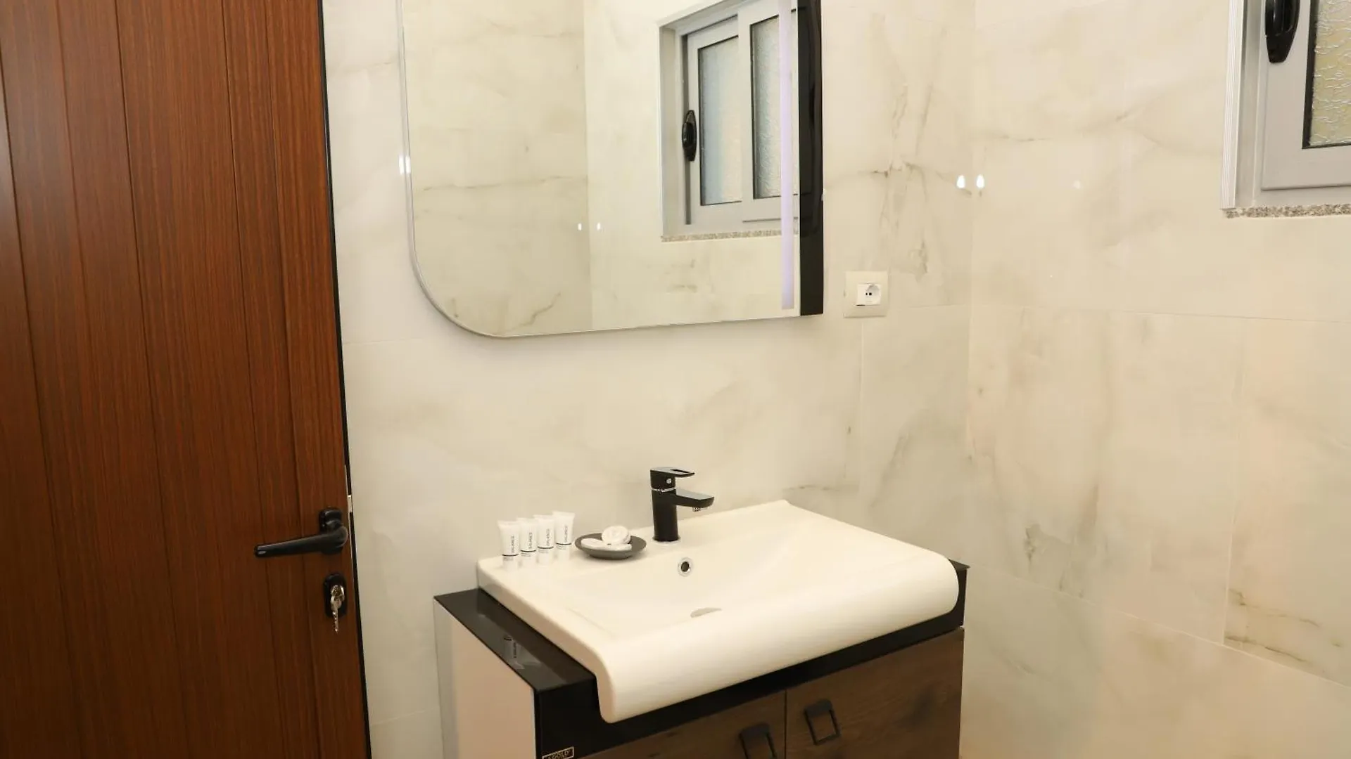 Georgemishel Guest House Berat
